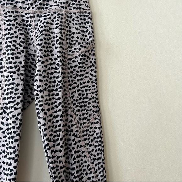 Strut This High Rise Printed Leggings - Picture 4 of 7